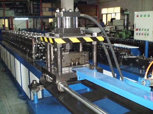 其它型材辊压设备_汽车装备|自动化生产线|机器人工作站|郑州多元汽车